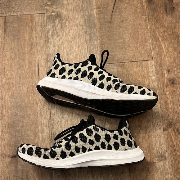 Leopard print Running Shoes - Picture 2 of 5